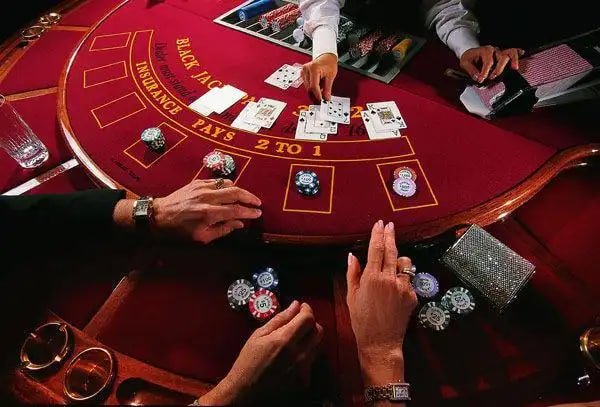 Giao diện rút tiền thân thiện trên thiết bị di động